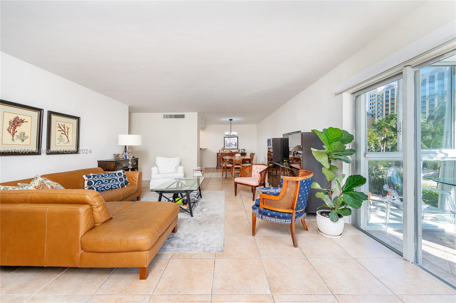 550 Ocean Dr # 3E