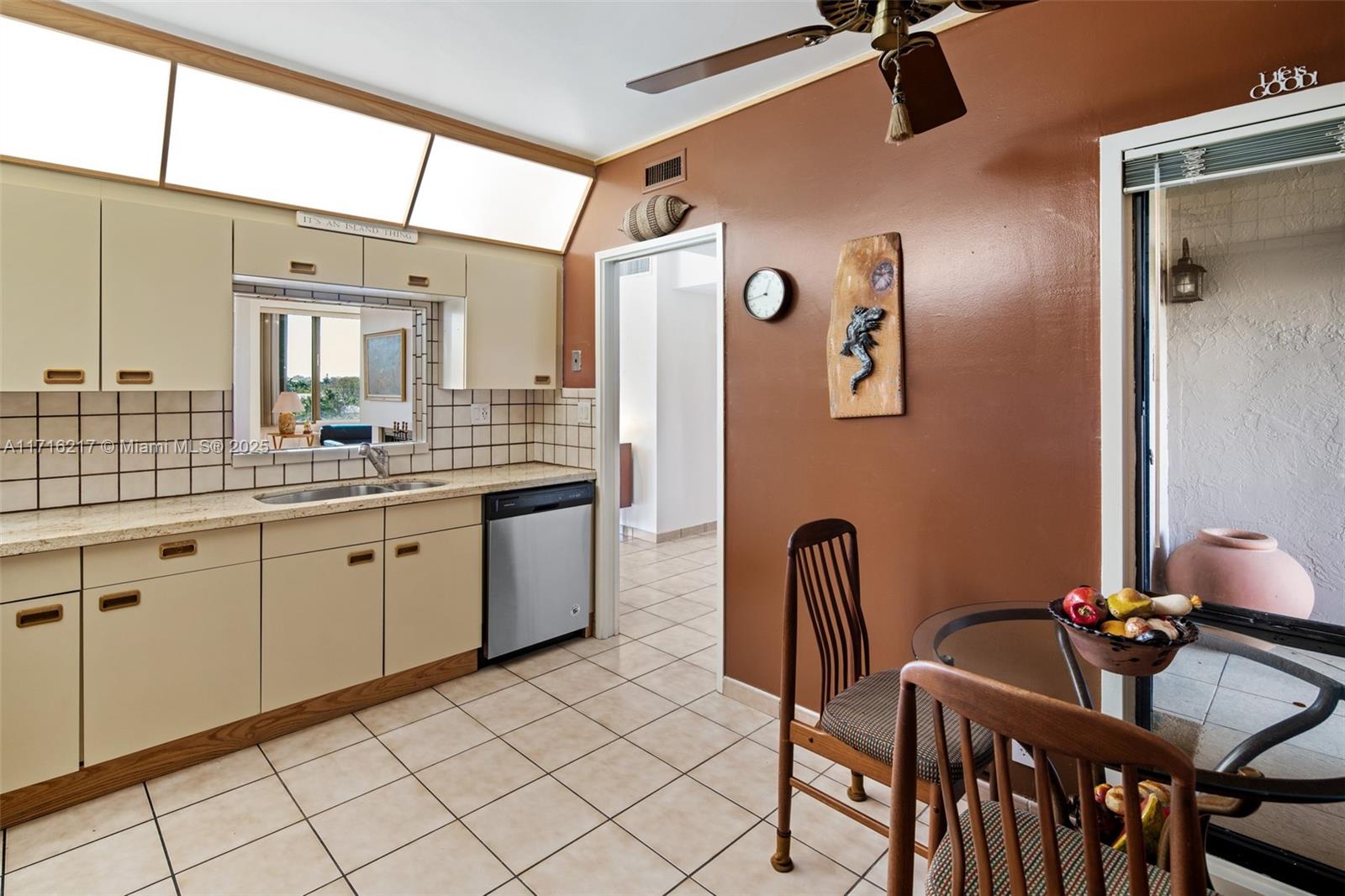 161 Crandon Blvd # 417