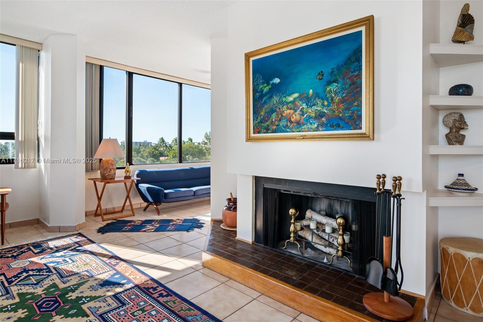 161 Crandon Blvd # 417
