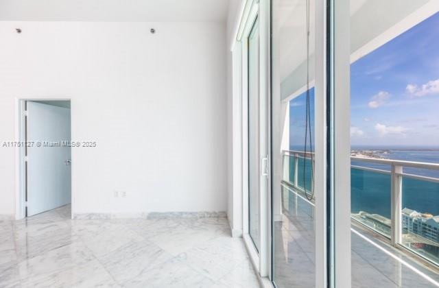 950 Brickell Bay Dr # 5405