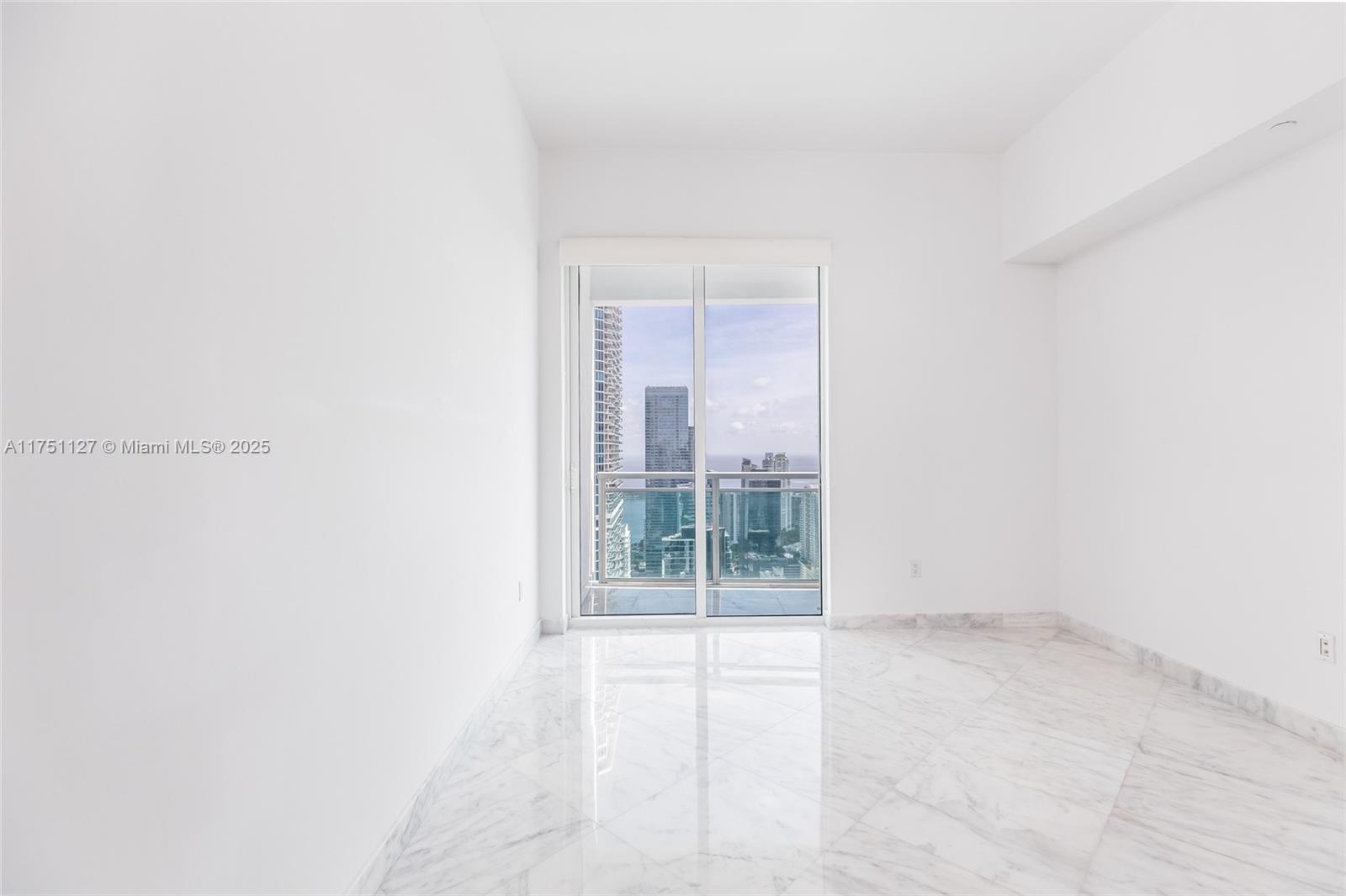 950 Brickell Bay Dr # 5405