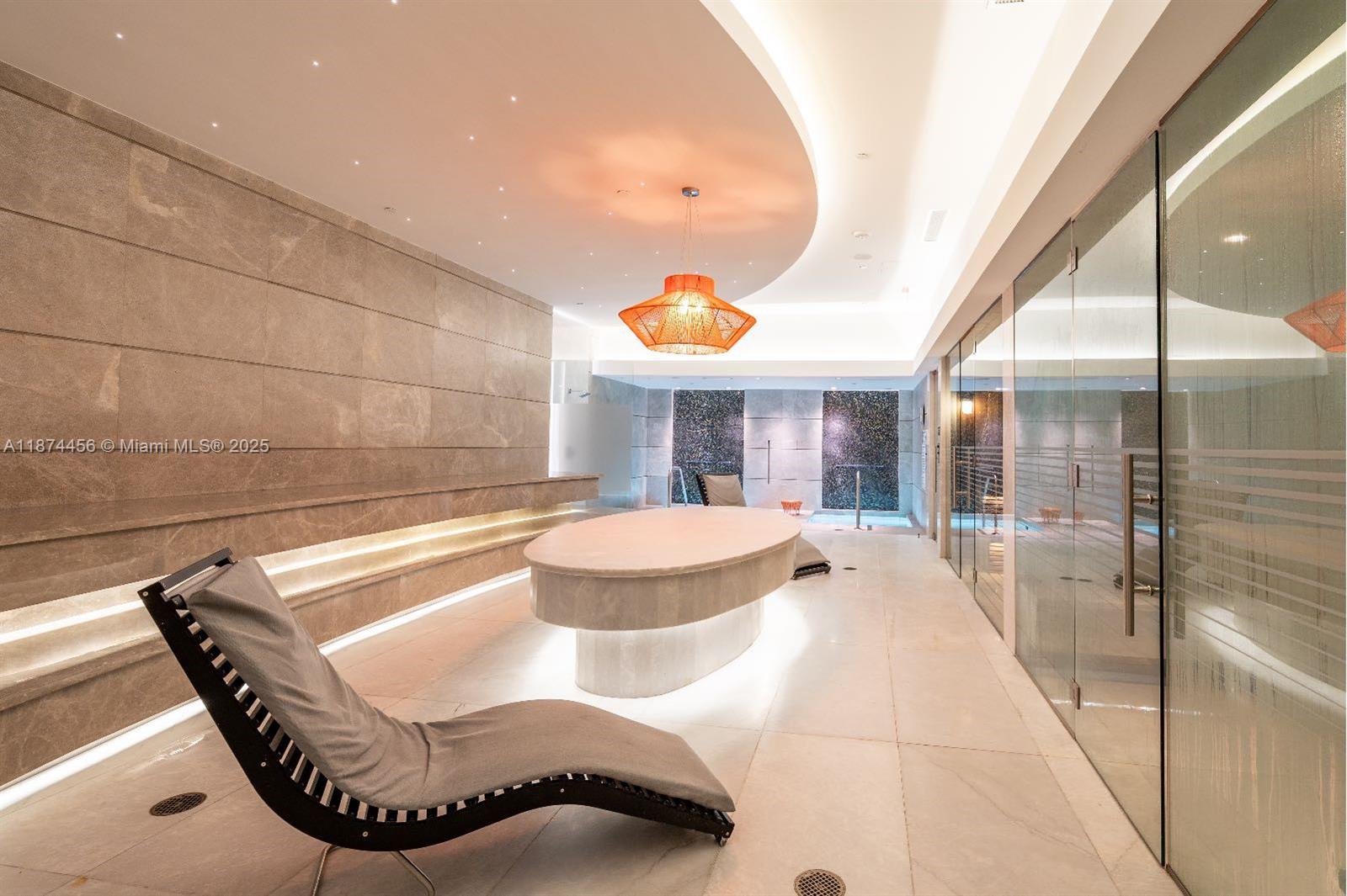 1010 Brickell Ave # 1902