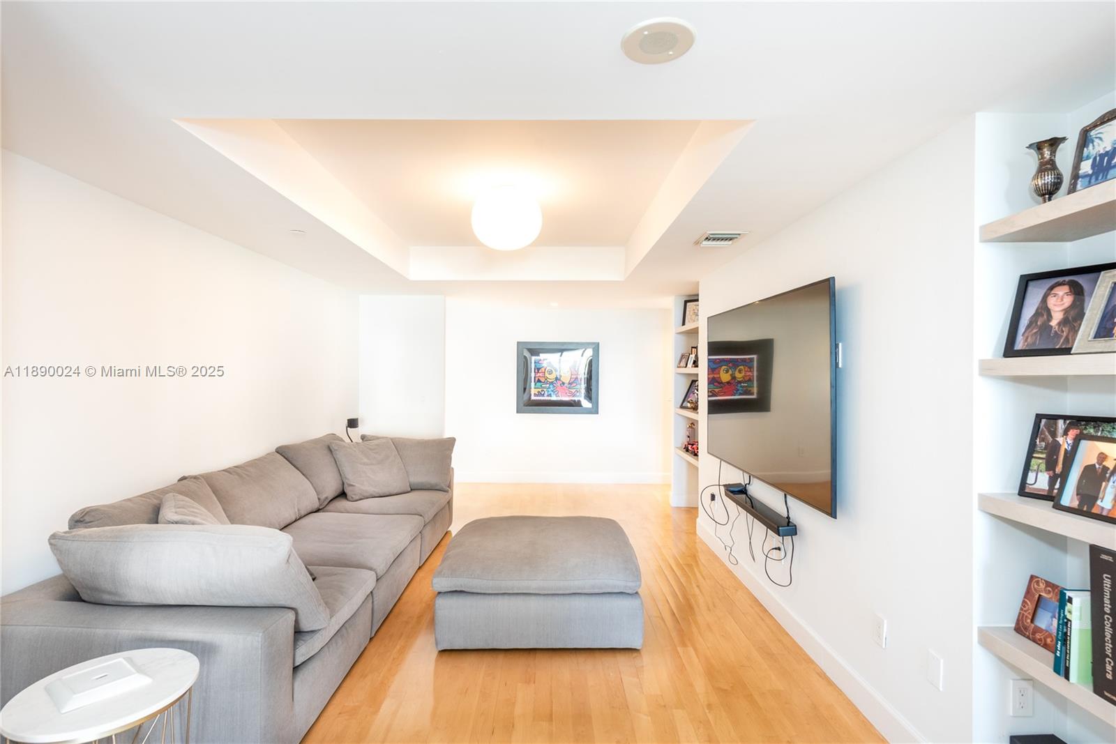 799 Crandon Blvd # 607