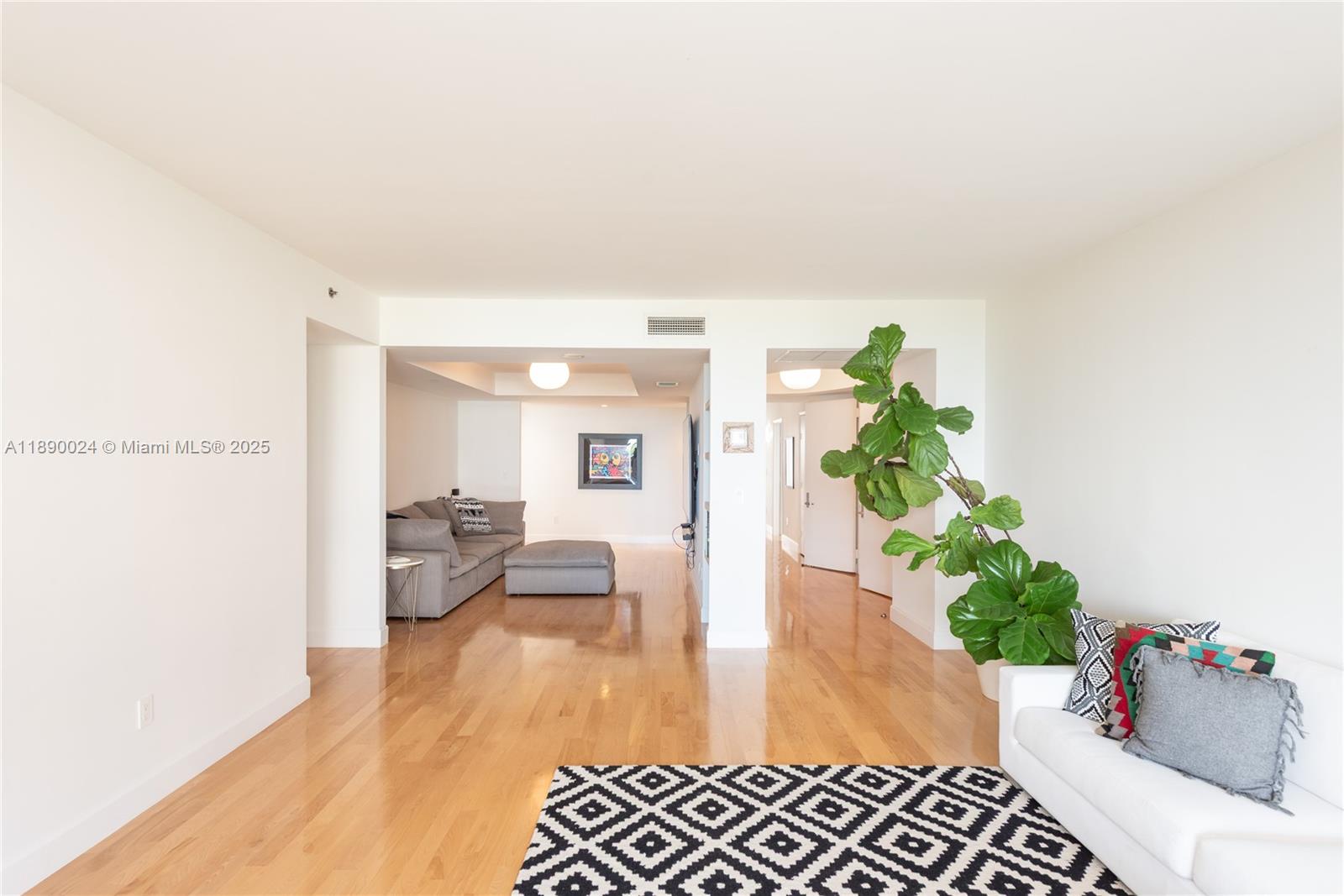 799 Crandon Blvd # 607