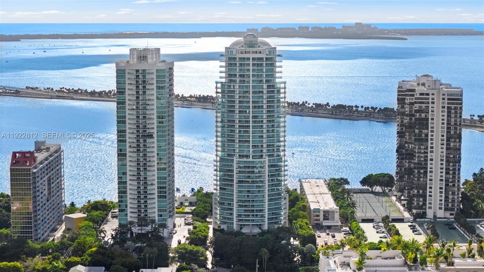 2127 Brickell Ave # 3005