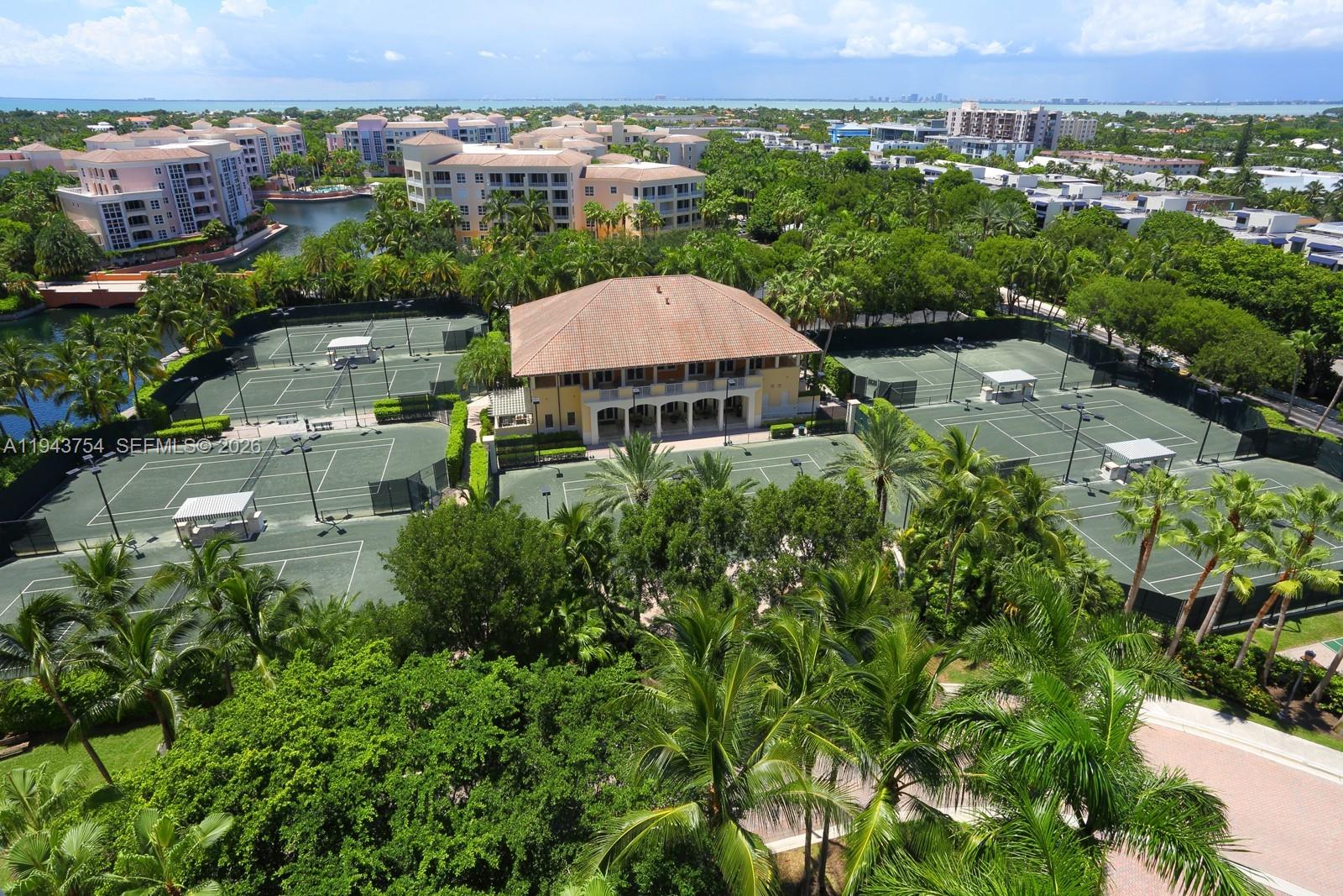 791 Crandon Blvd # 603