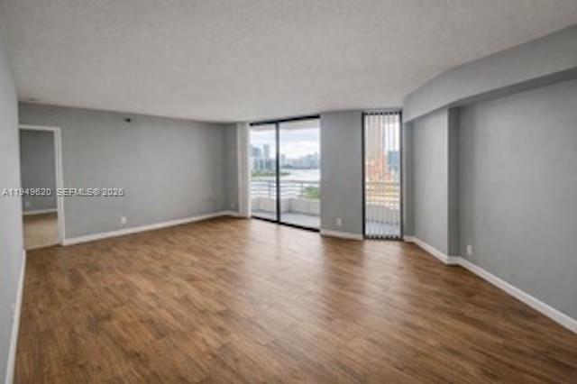 3300 NE 191st St # 1915