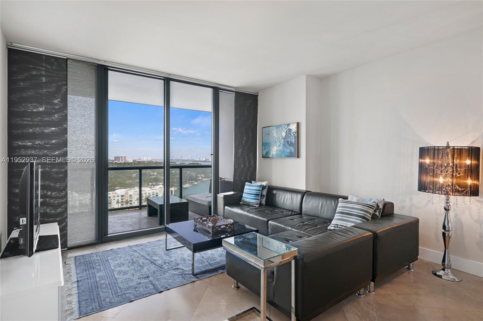 601 NE 36th St # 1704