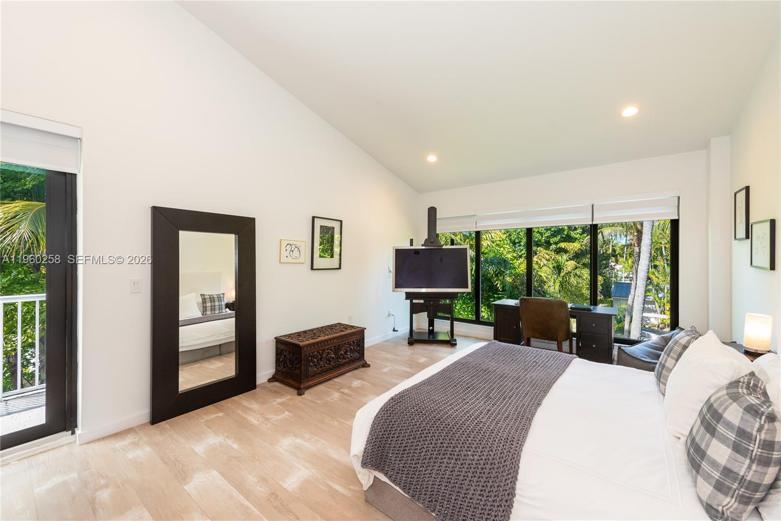 650 Curtiswood Dr # 0