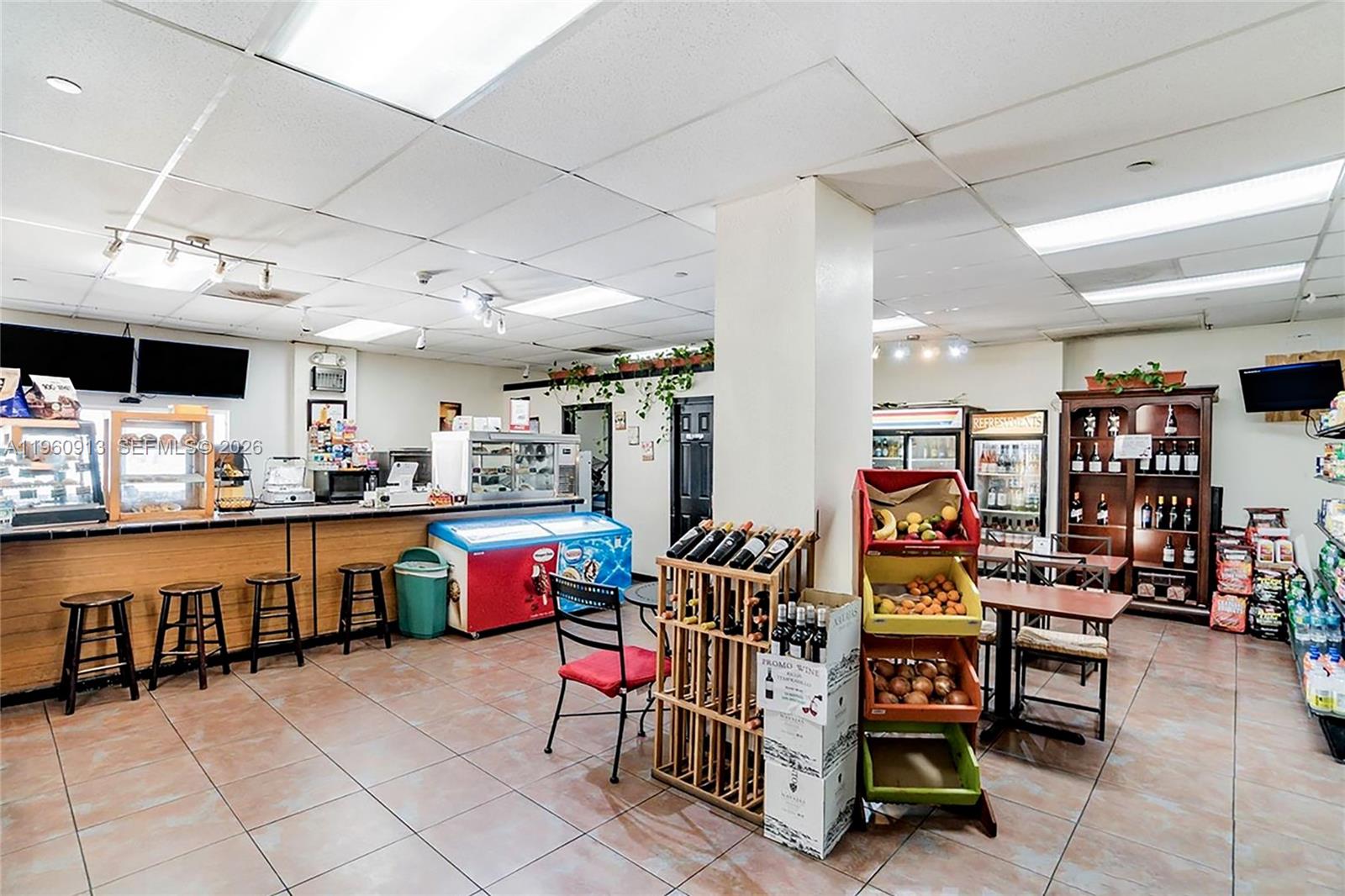 2451 Brickell Ave # 10K