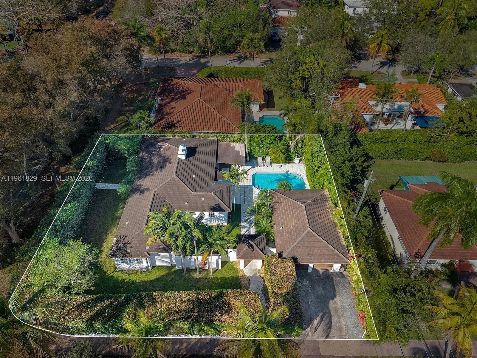 1161 Sunset Dr