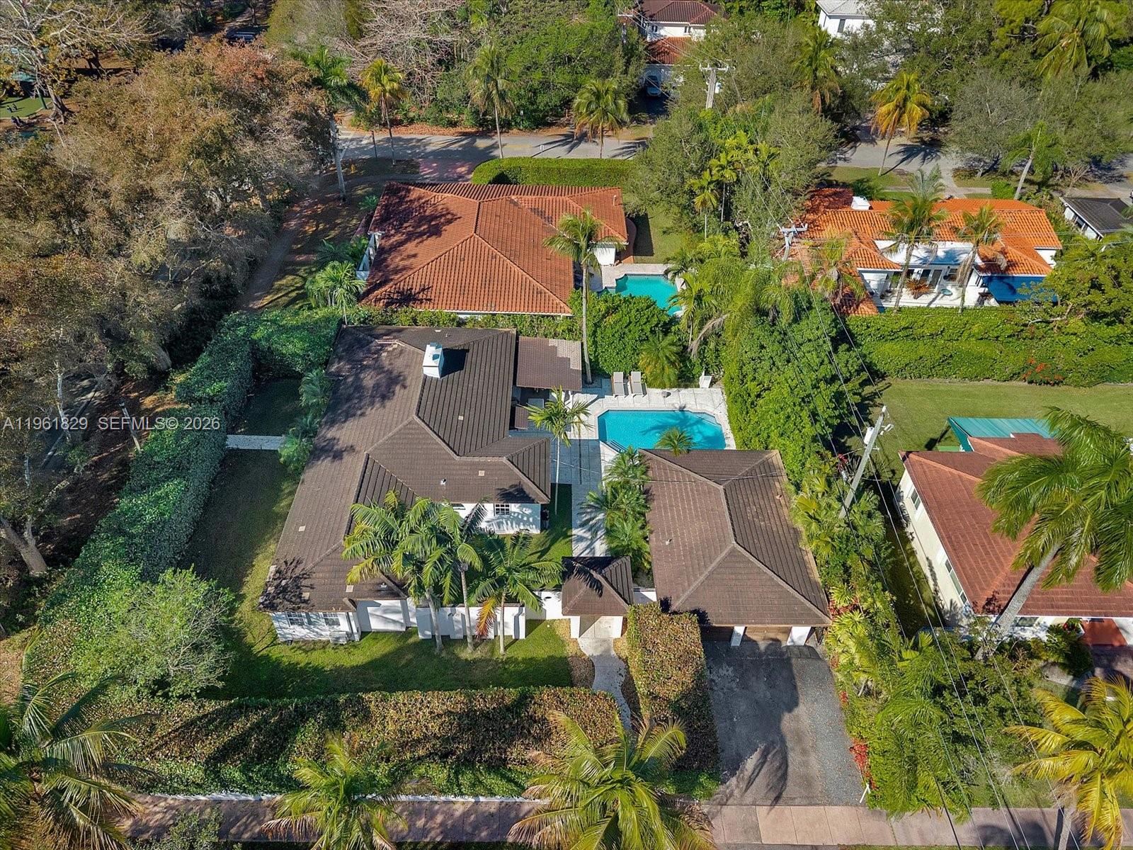 1161 Sunset Dr
