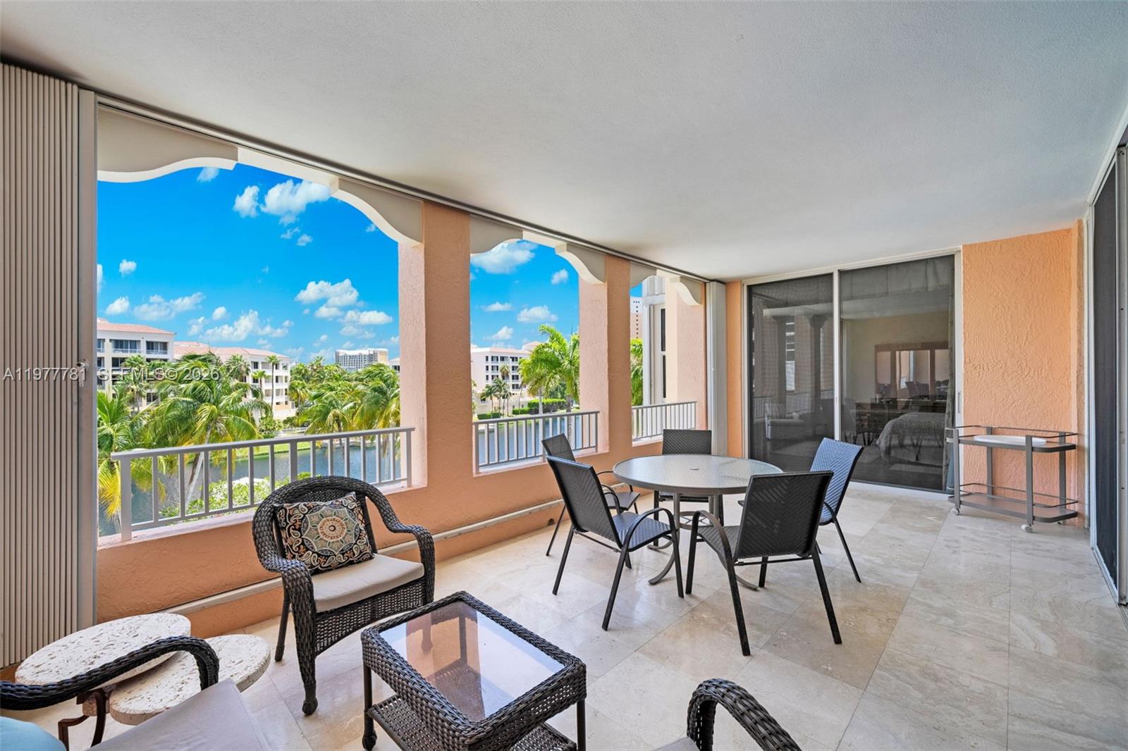 733 Crandon Blvd # 405