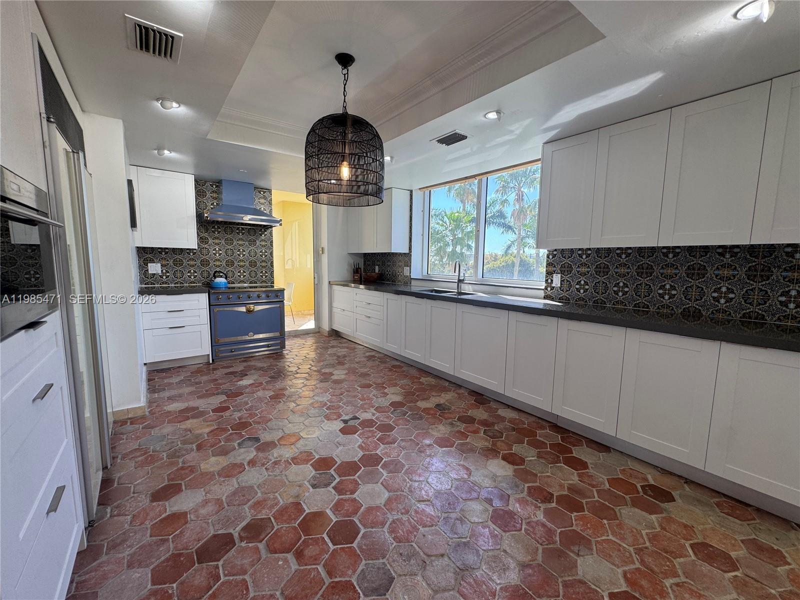 445 Grand Bay Dr # 310