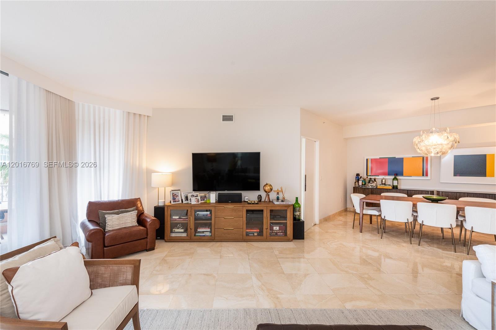 737 Crandon Blvd # 402