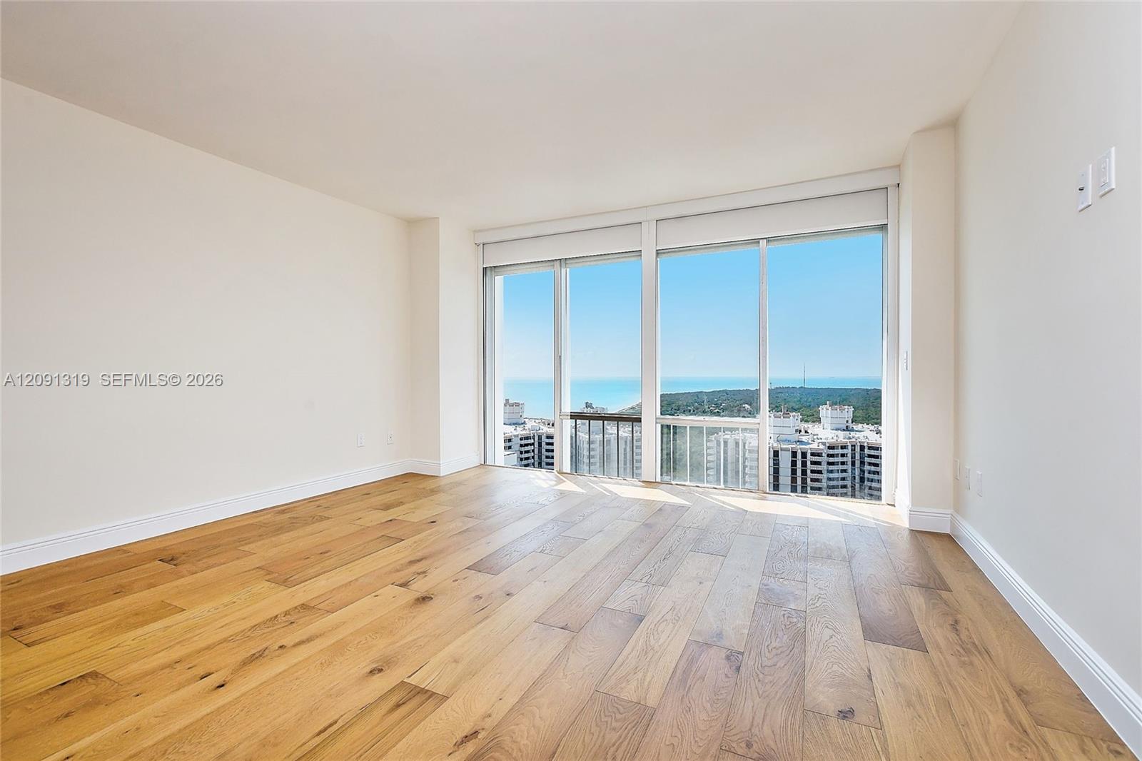 881 Ocean Dr # 22A