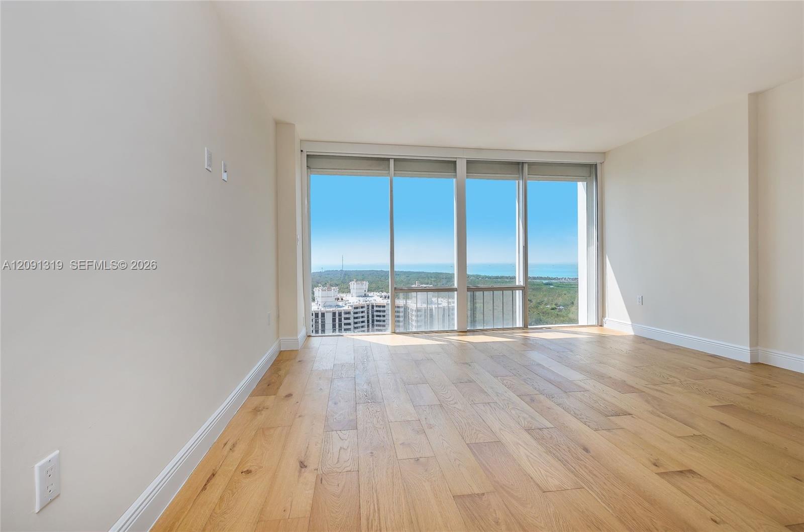 881 Ocean Dr # 22A