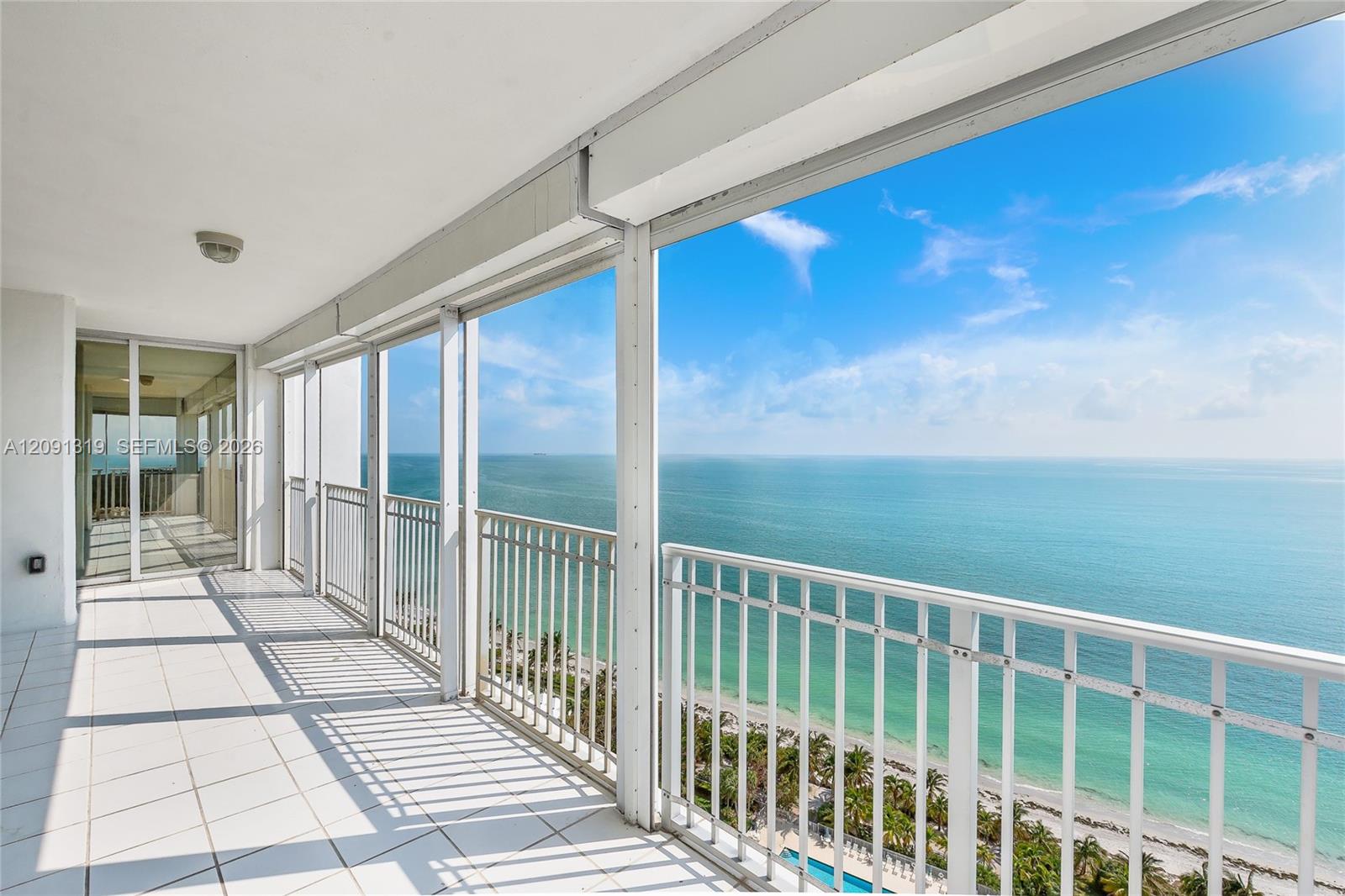 881 Ocean Dr # 22A