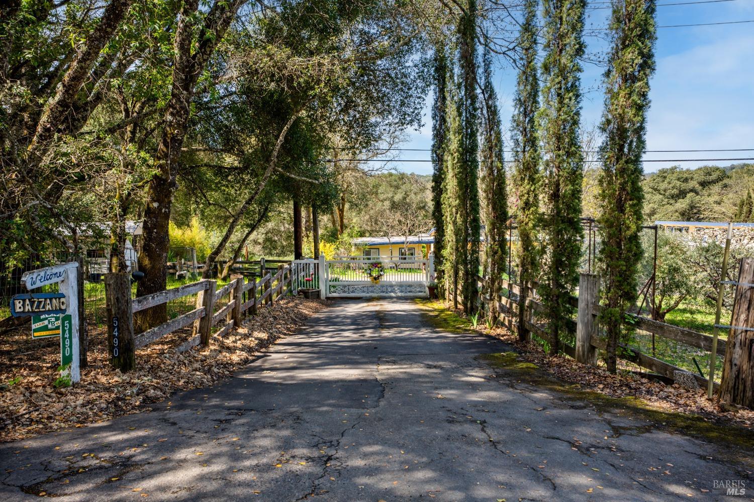 5490 Eastside Calpella Rd