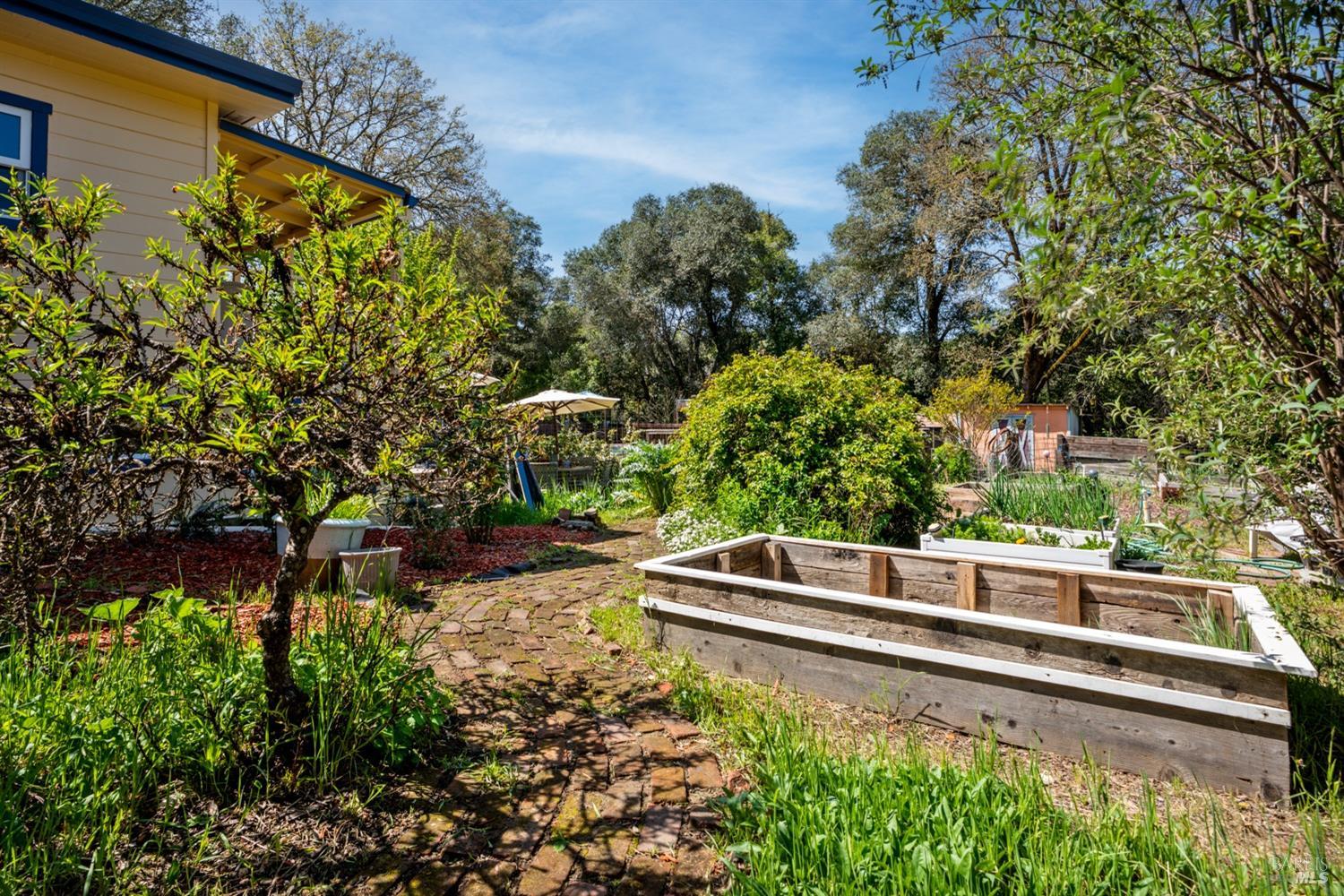 5490 Eastside Calpella Rd