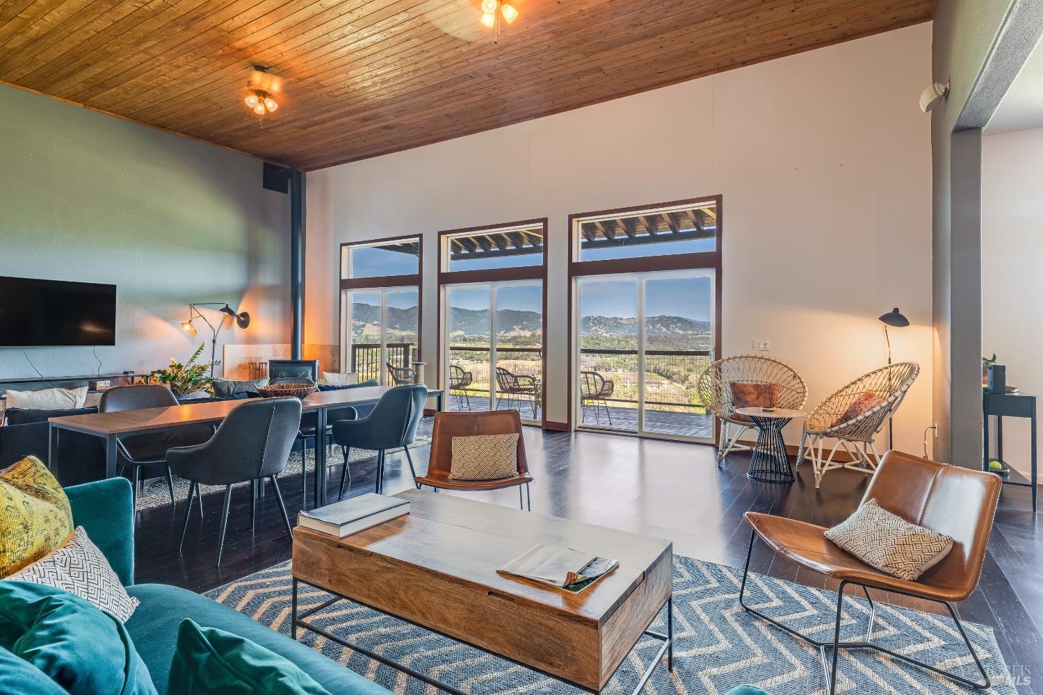 1106 Bel Arbres Drive