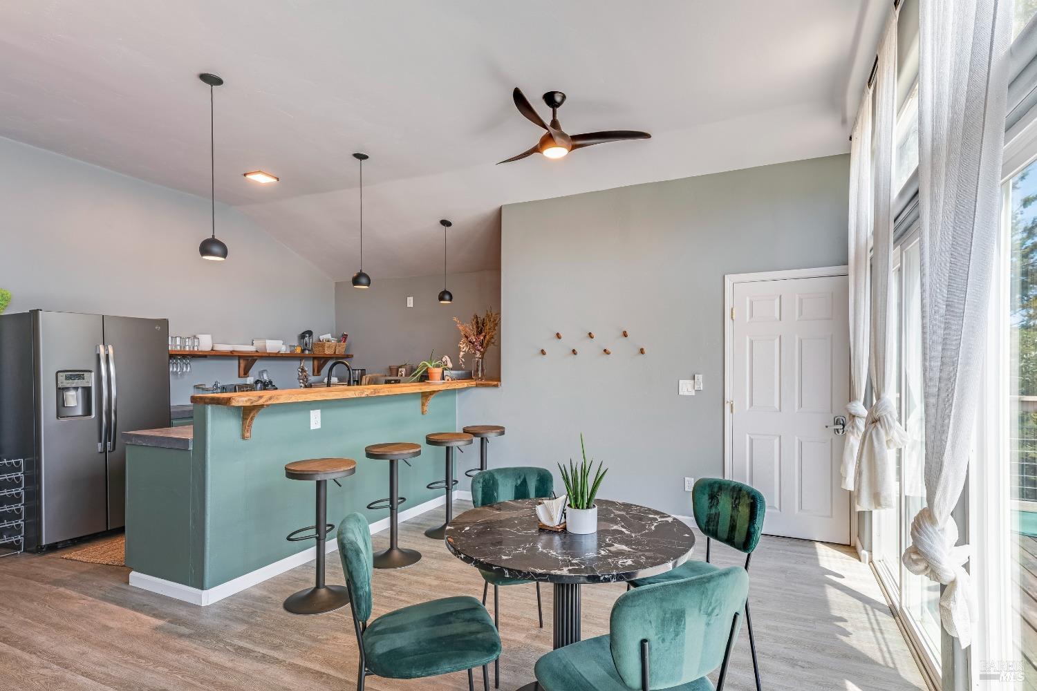 1106 Bel Arbres Drive