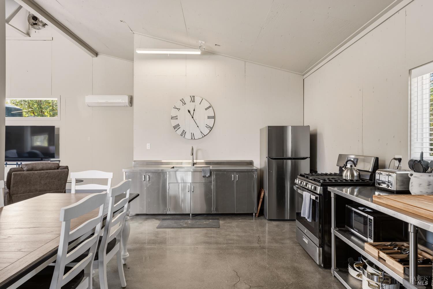 2800 Feliz Creek Road