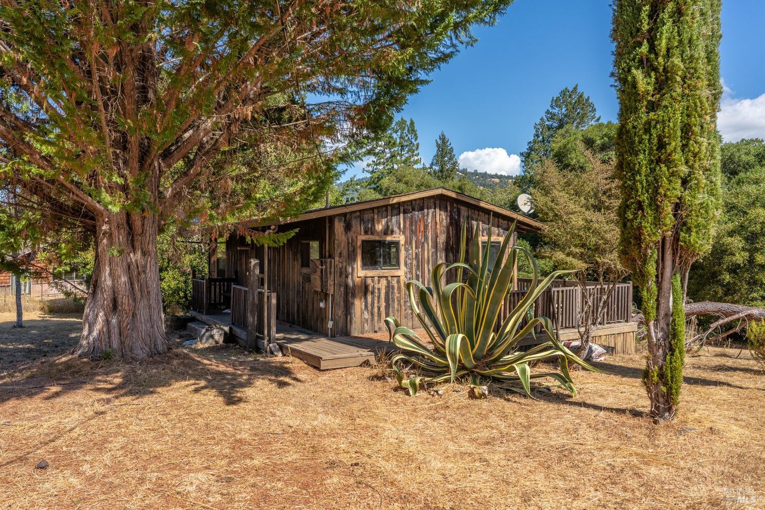 10580 Anderson Valley Way