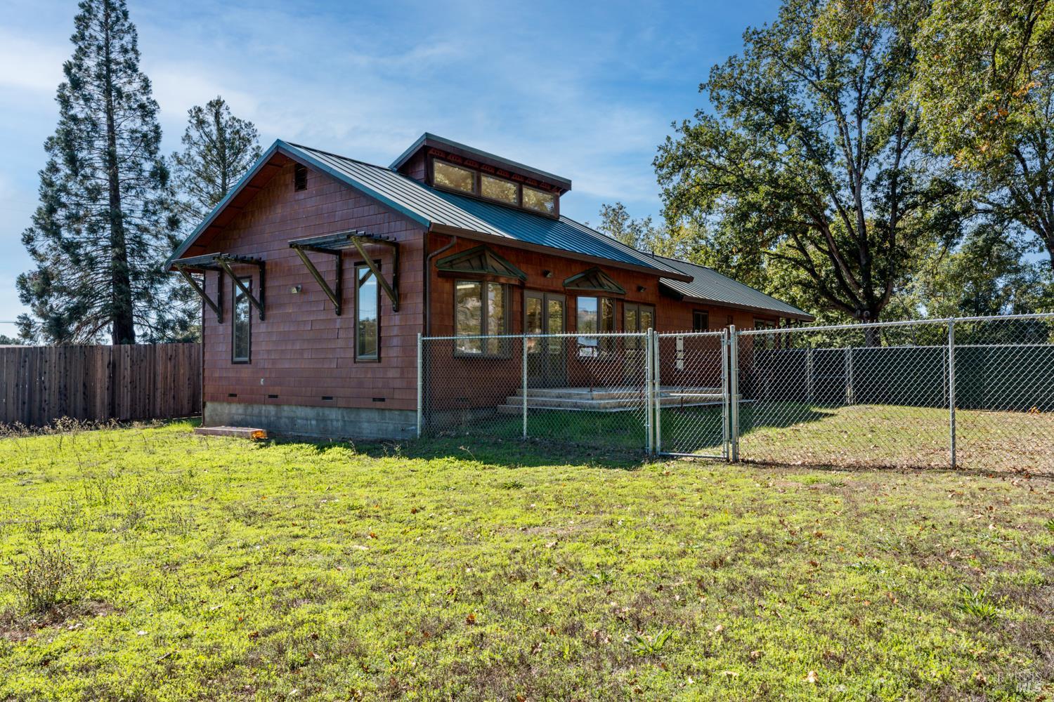10185 East Road