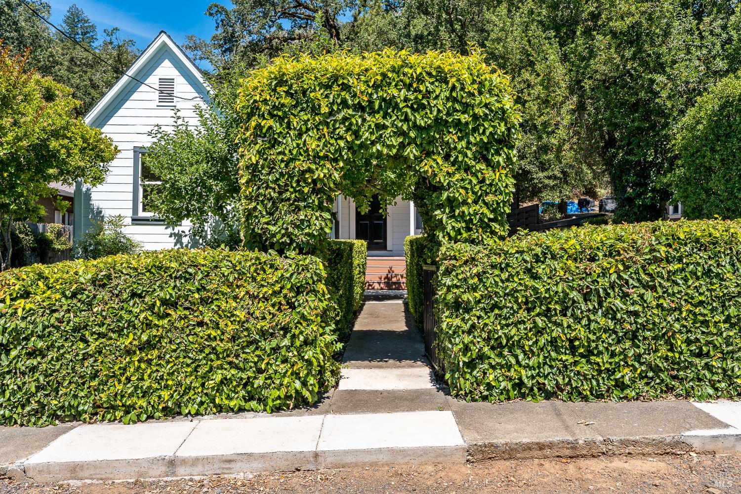 1344 Spring Street