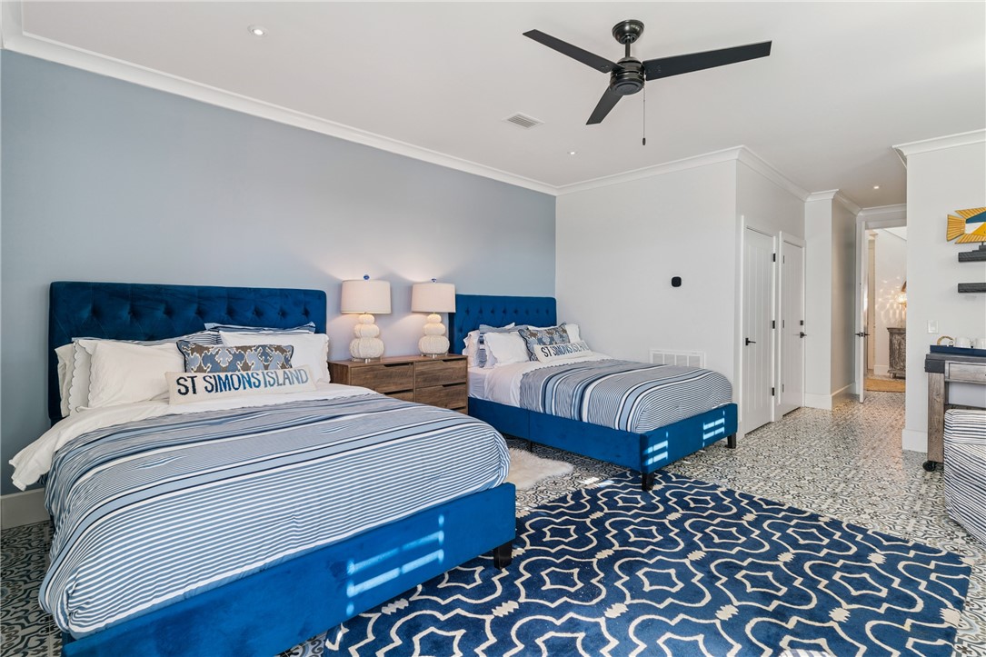 21 Atlantic Point Drive