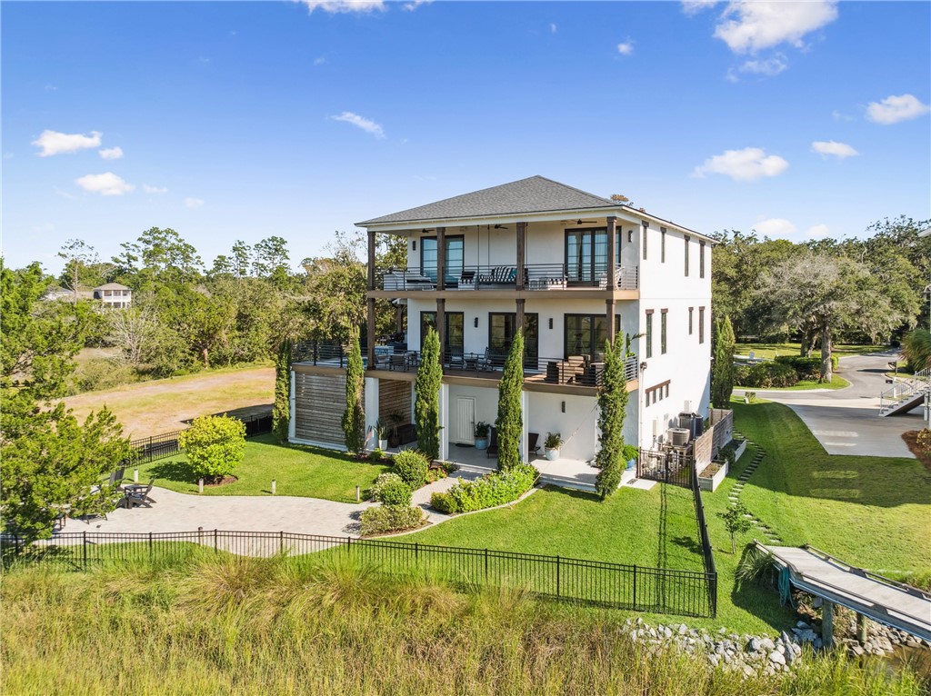 21 Atlantic Point Drive