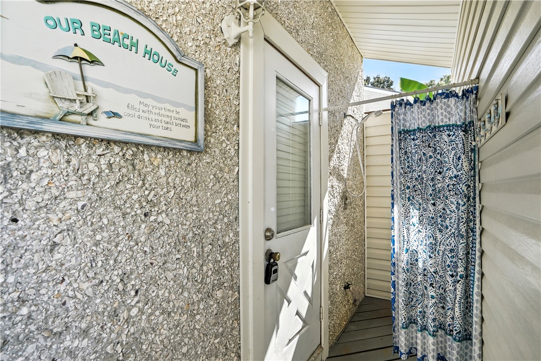 1000 Sea Island Road 61