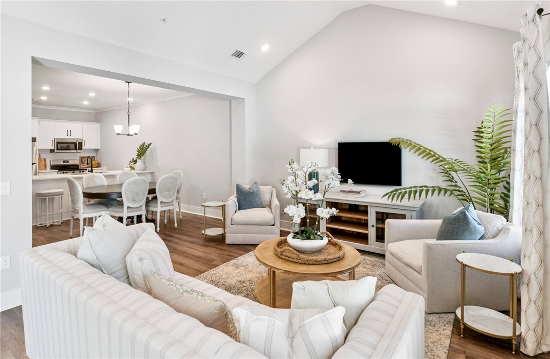 104 North Chapel Drive