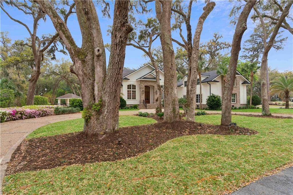 101 Hawkins Island Circle