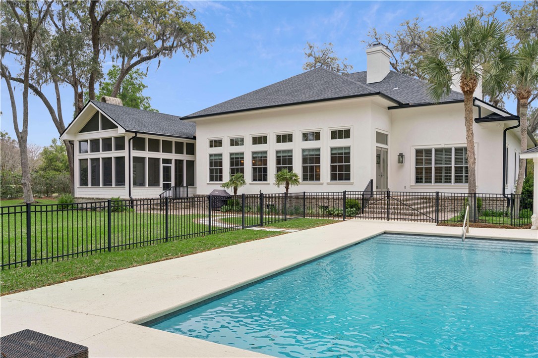 101 Hawkins Island Circle