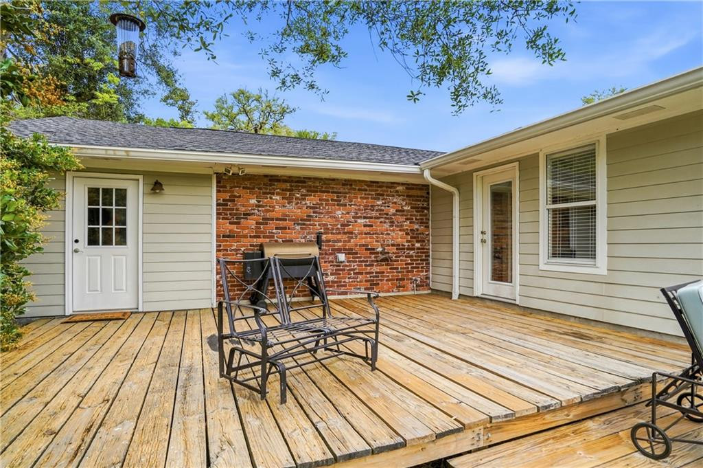110 Wesley Oak Drive