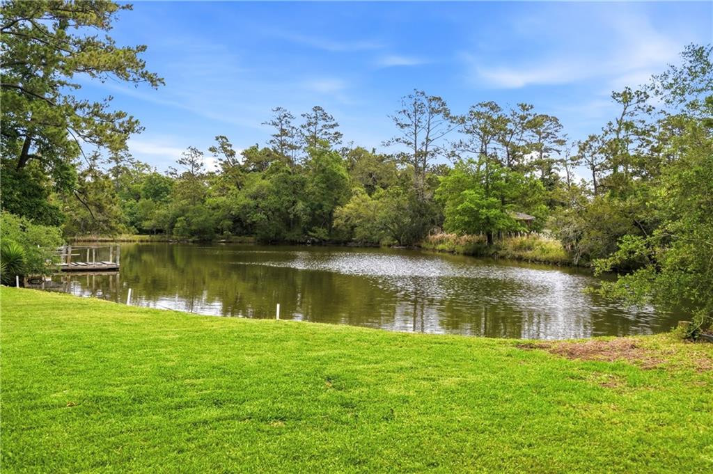 110 Wesley Oak Drive