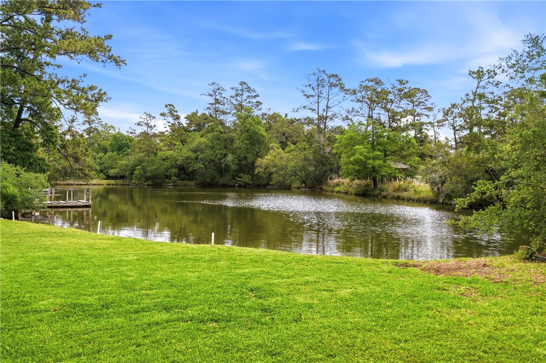 110 Wesley Oak Drive