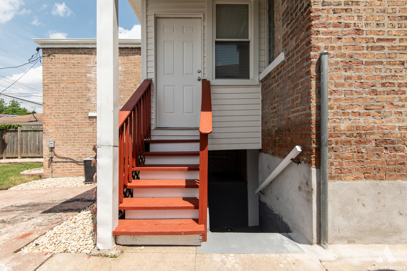 8338 S Blackstone Avenue