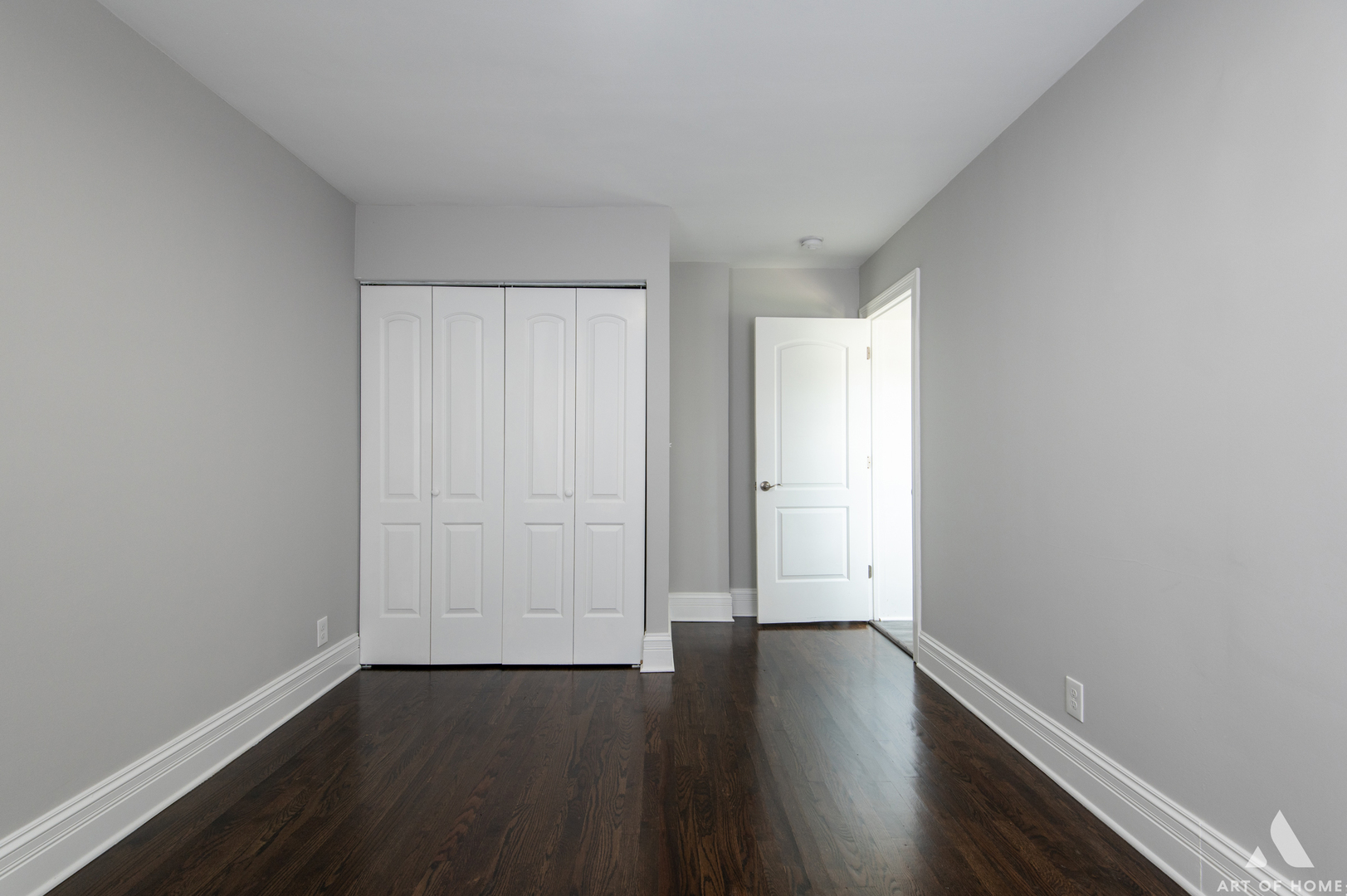 8338 S Blackstone Avenue