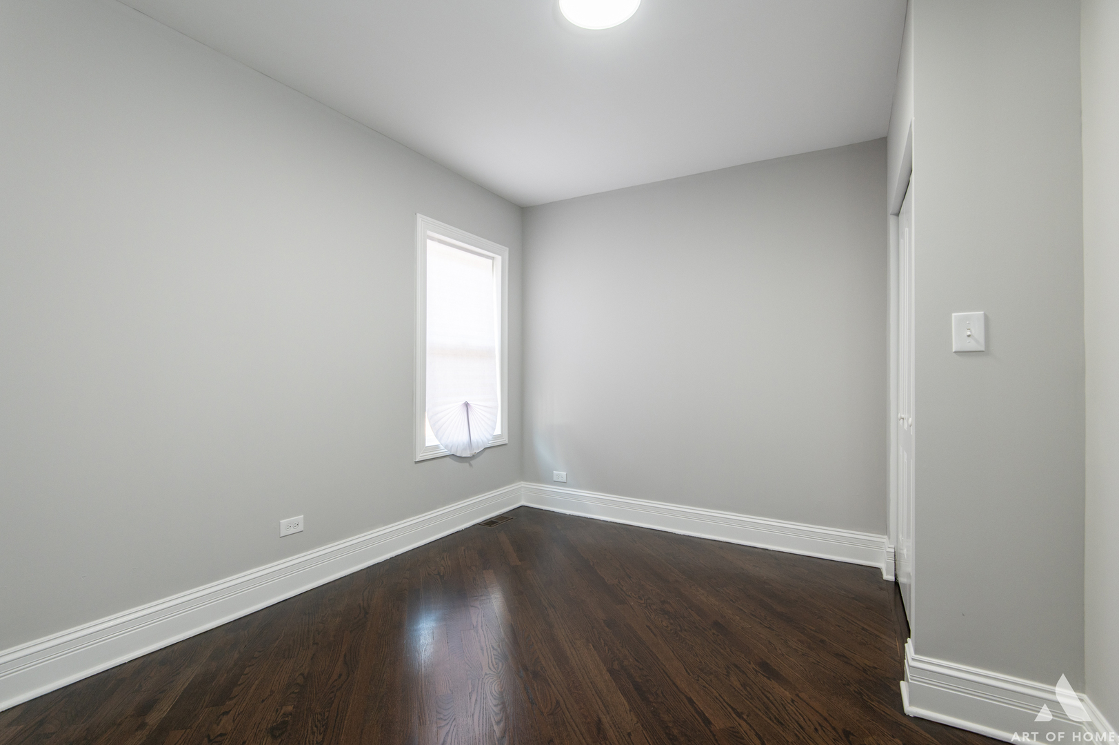 8338 S Blackstone Avenue