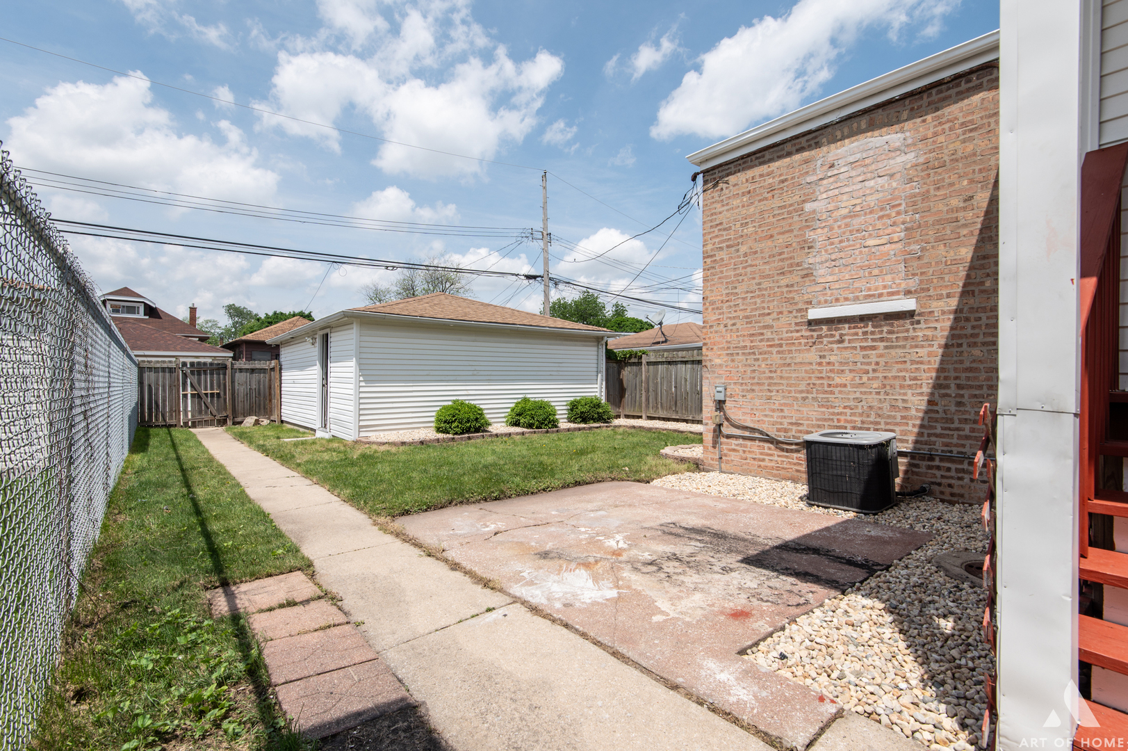 8338 S Blackstone Avenue