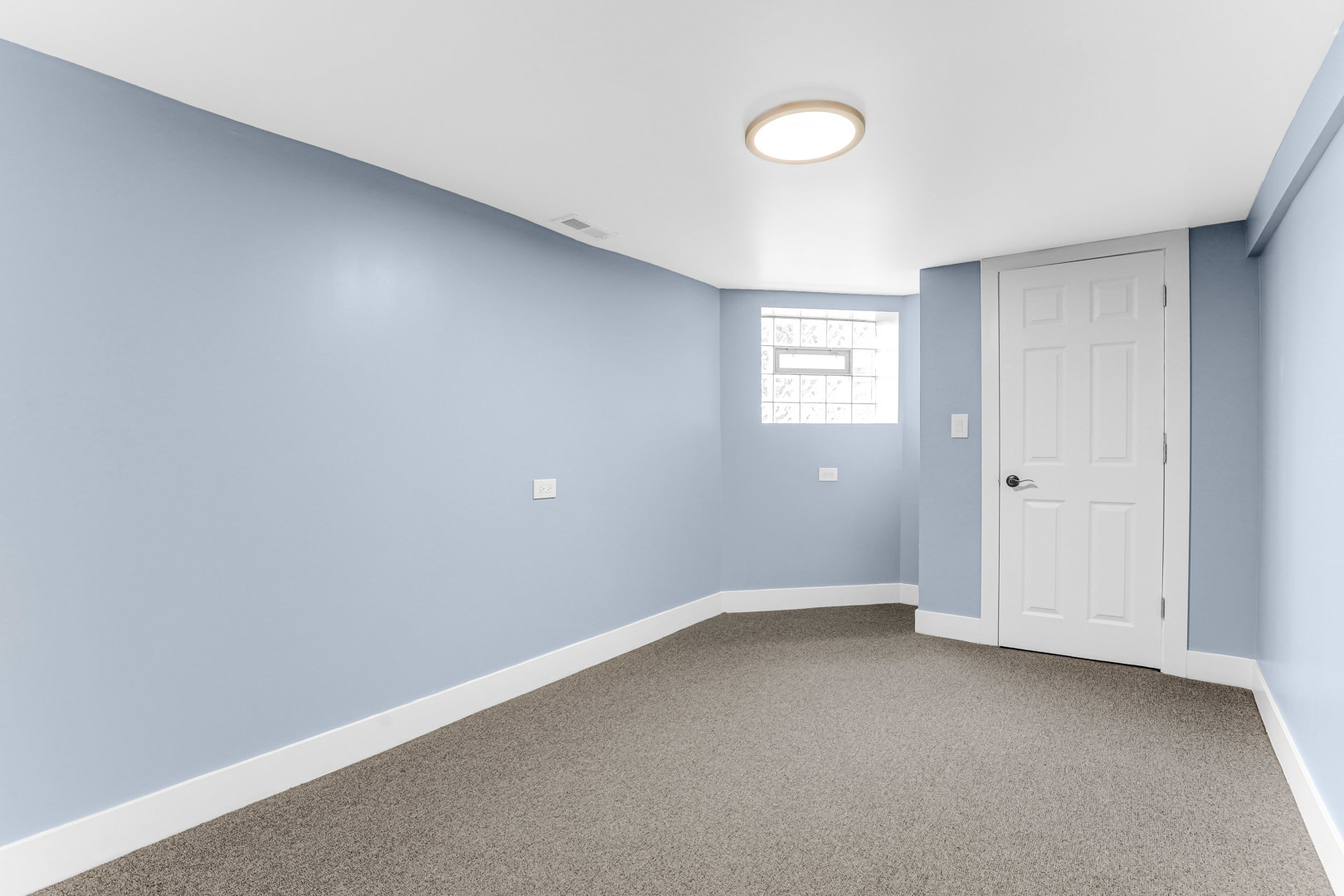 8934 S Marshfield Avenue