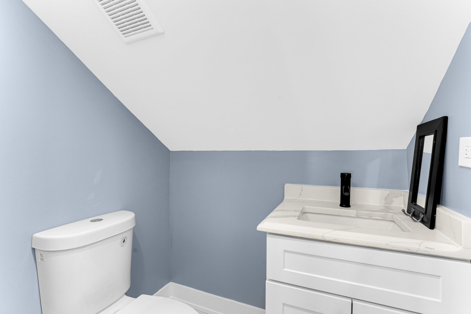 8934 S Marshfield Avenue