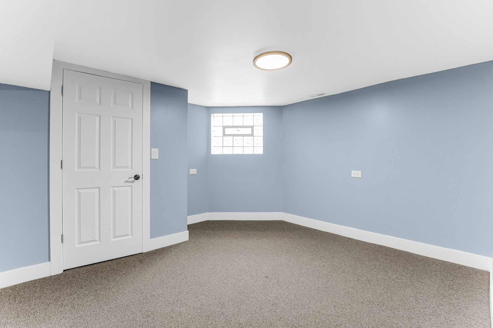 8934 S Marshfield Avenue