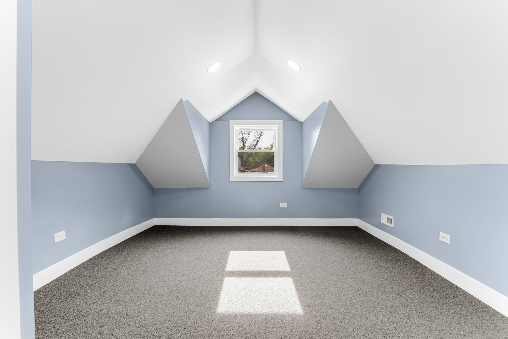 8934 S Marshfield Avenue