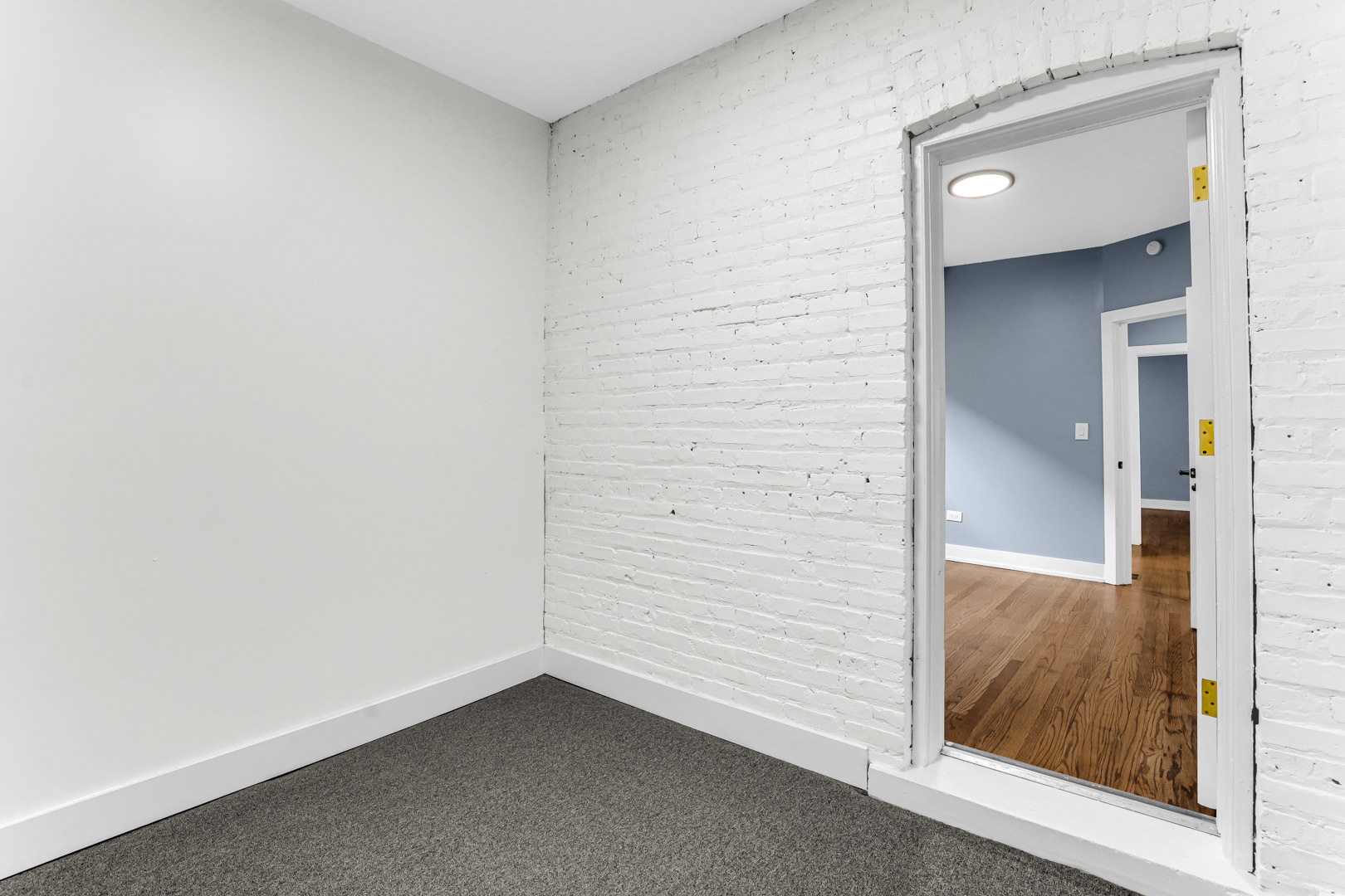 8934 S Marshfield Avenue