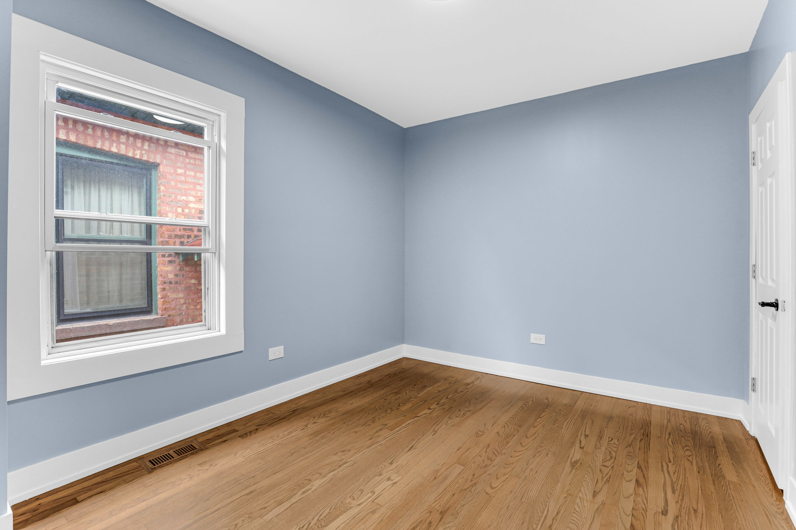 8934 S Marshfield Avenue