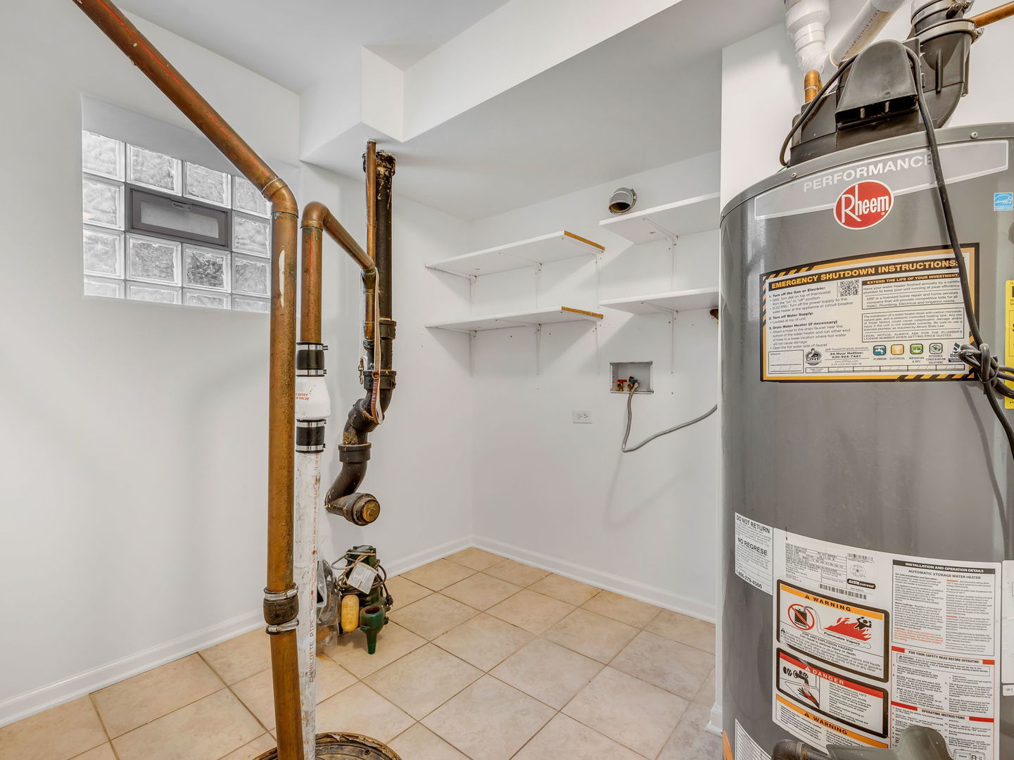 4743 S Langley Avenue Unit: 1S